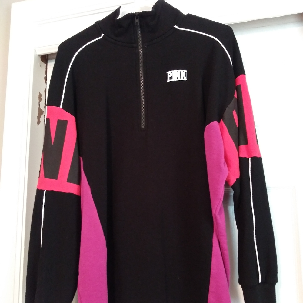 VS Pink sweatshirt
